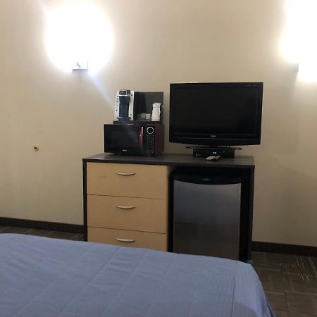 Motel Falcon Броссар Екстер'єр фото
