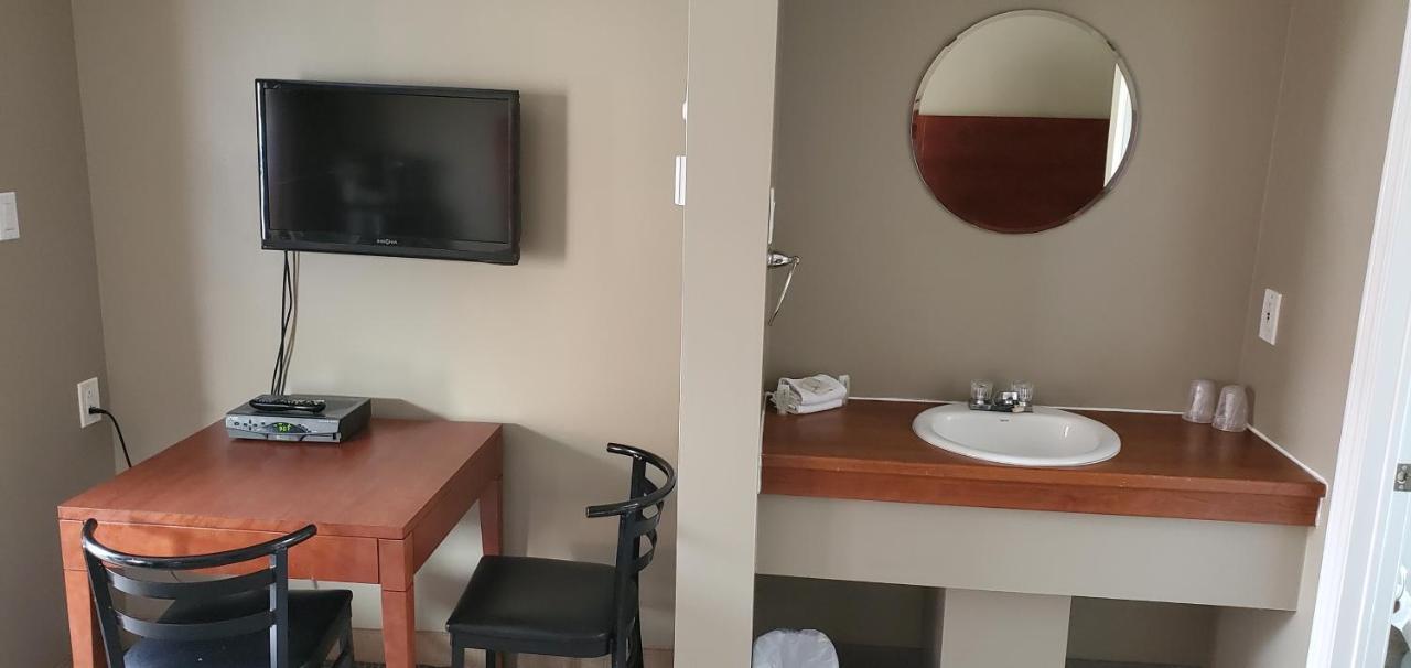 Motel Falcon Броссар Екстер'єр фото