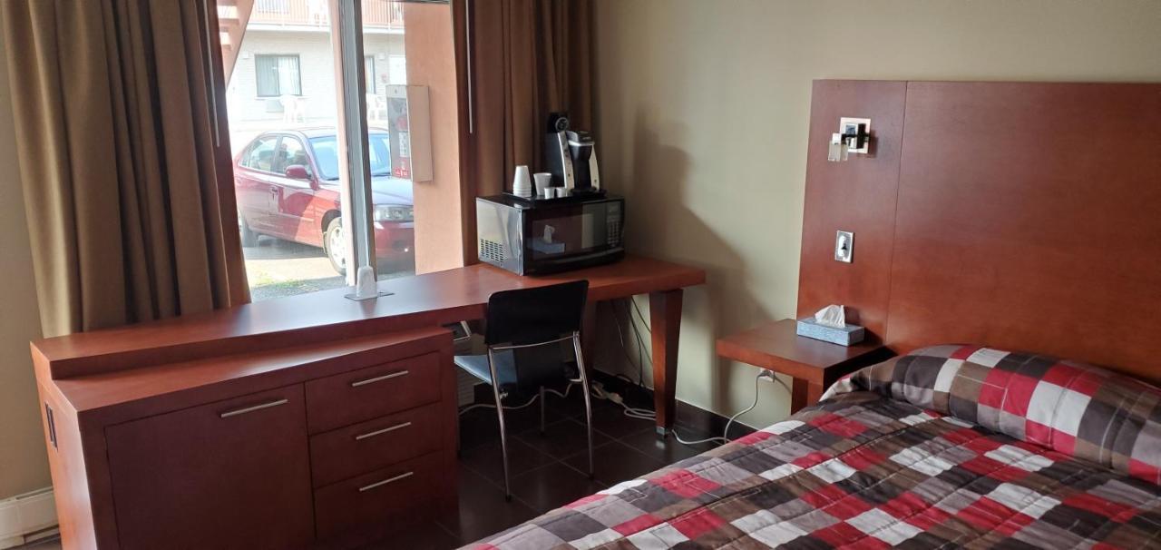 Motel Falcon Броссар Екстер'єр фото
