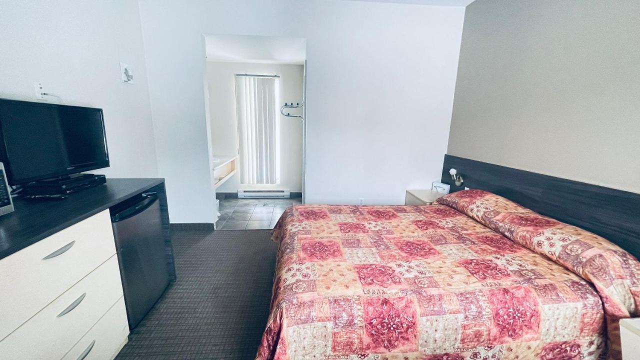 Motel Falcon Броссар Екстер'єр фото