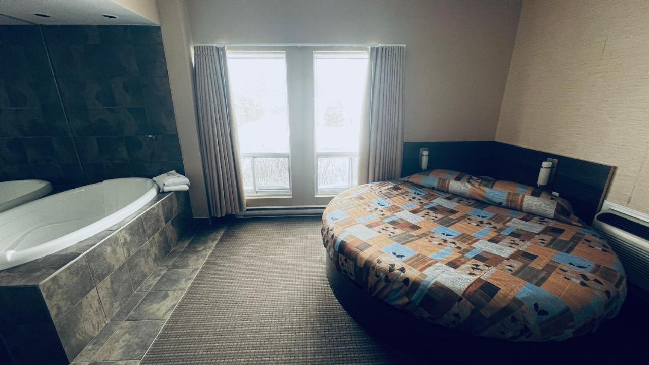 Motel Falcon Броссар Екстер'єр фото