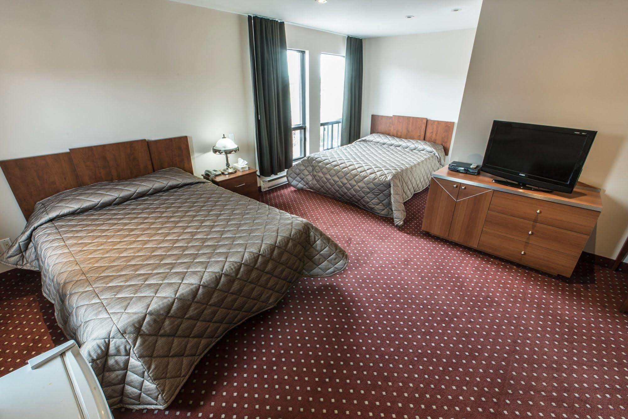 Motel Falcon Броссар Екстер'єр фото